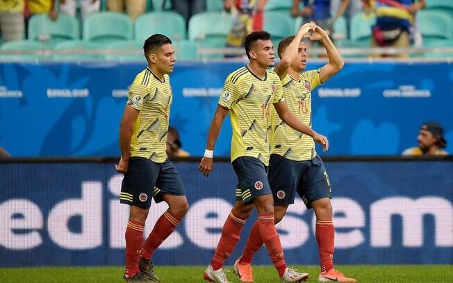 Cuellar fez o gol da Colômbia diante do Paraguai