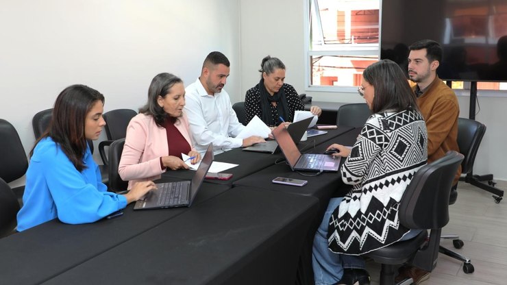 CJREC da Câmara de Vinhedo analisa projetos de lei