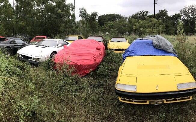 Coleção de Ferrari abandonadas durante 10 anos ganham nova esperança. Deverão ser restauradas e vendidas. Veja