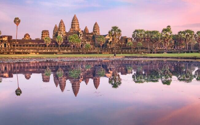 Os templos dedicados aos deuses hindus fazem do Camboja um dos destinos turísticos mais impressionantes da lista