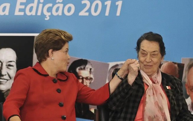 Lula, Dilma, Haddad e Mercadante: políticos prestam homenagem a Conceição