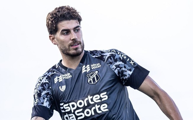 Pedro Raul realiza primeiro treino no Ceará e projeta grande ano Pedro Raul realiza primeiro treino no Ceará e projeta grande ano