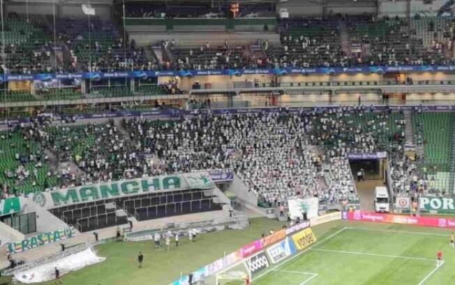 Vaias para Luiz Adriano e grito pela Libertadores: Allianz Parque vive 'noite tensa' em derrota do Palmeiras