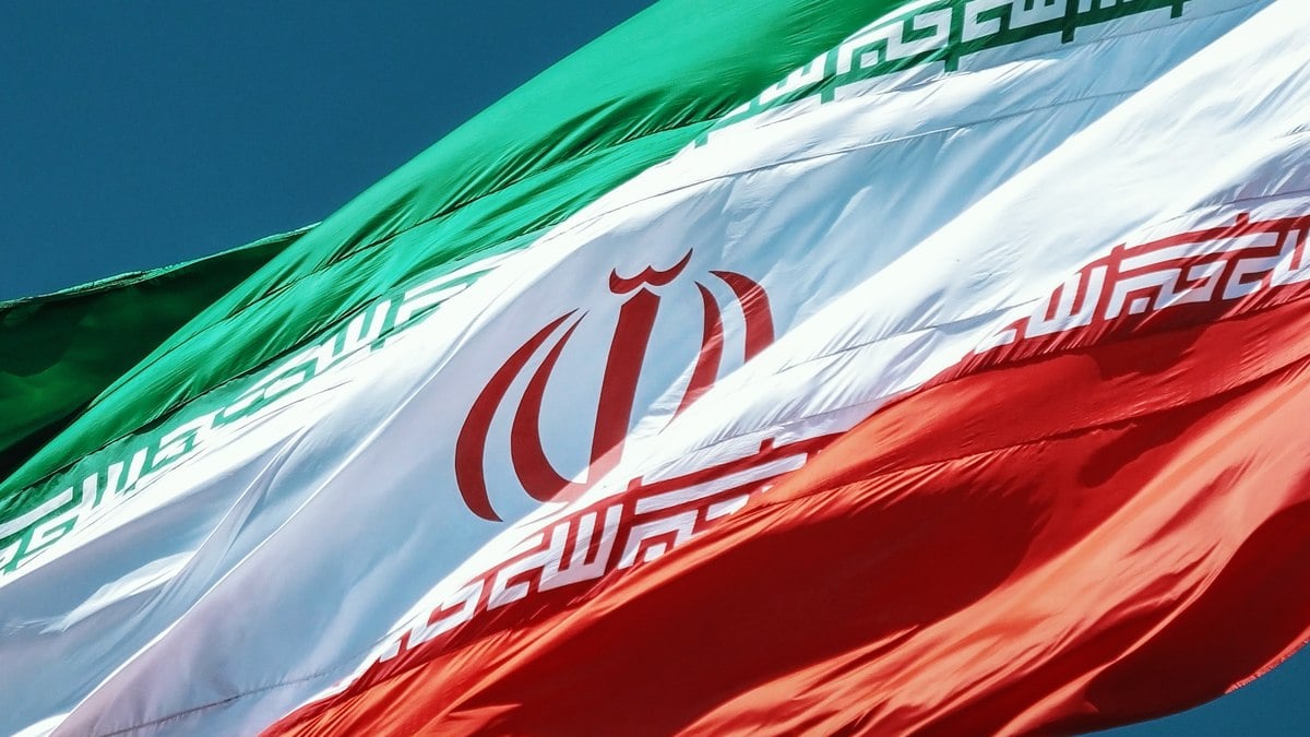 Irã disse que não pretende entrar no conflito desde que Israel não ataque o país