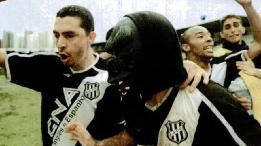 Piá foi ídolo da Ponte Preta no final dos anos 1990 Piá foi ídolo da Ponte Preta no final dos anos 1990