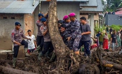 Inundações na Indonésia deixam 57 mortos 