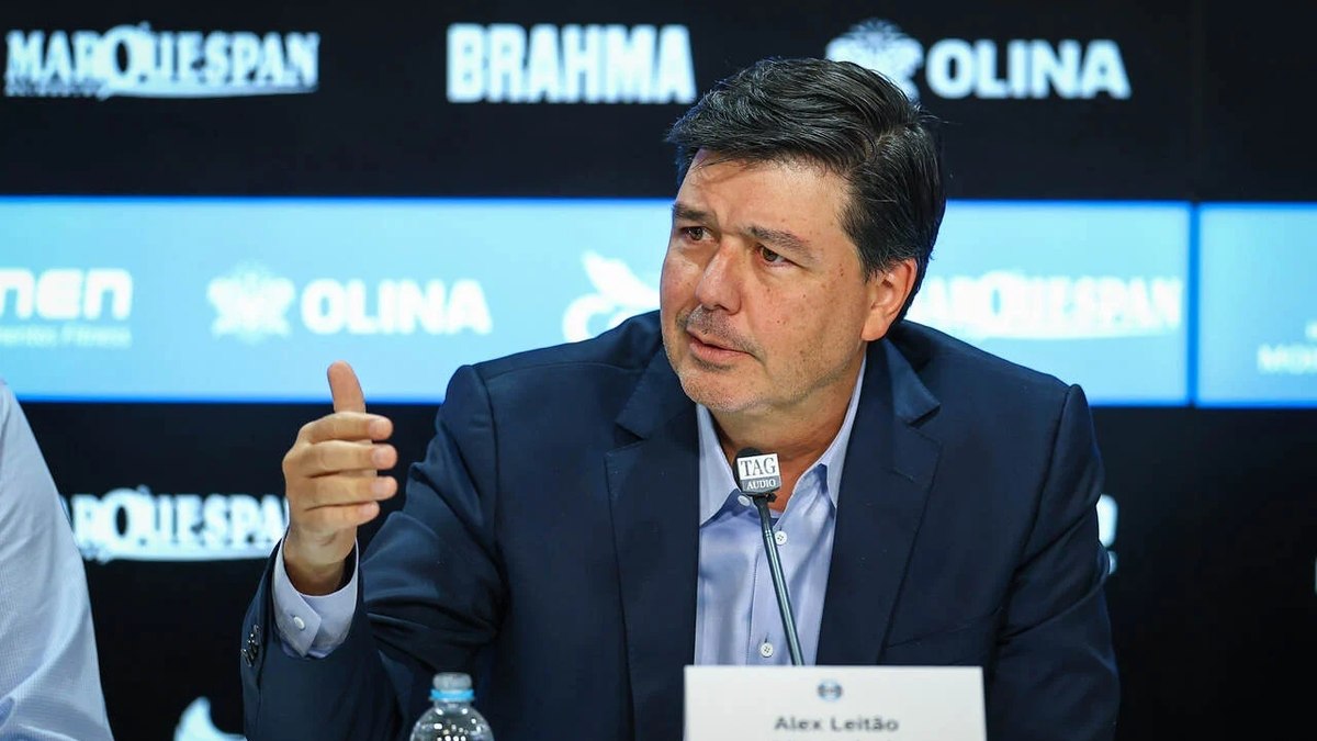 “Time de picaretas”: Botafogo aciona STJD contra CEO do Grêmio, Alexandre Leitão