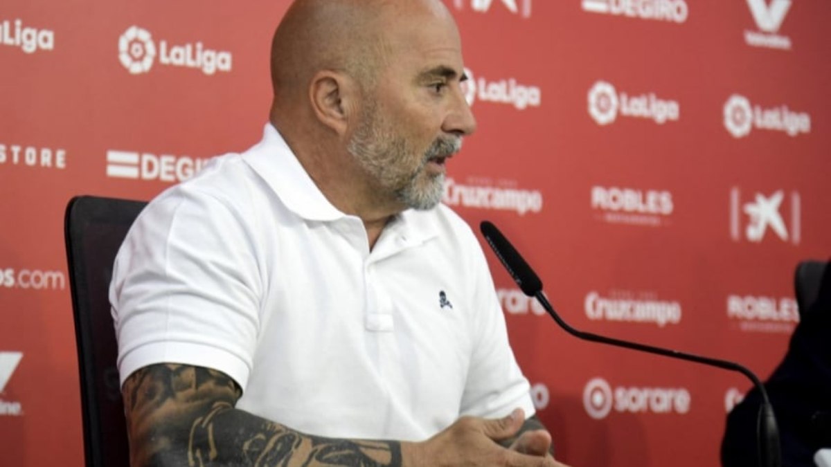 Sampaoli foi demitido do Sevilla em março