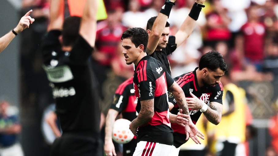 Pedro deu lugar a Lucas Paquetá na Supercopa do Brasil