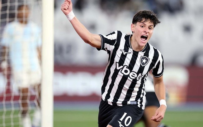 Aos 19 anos, Montoro tem feito grandes exibições no Botafogo Aos 19 anos, Montoro tem feito grandes exibições no Botafogo
