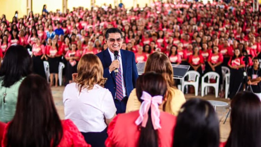 A pregação realizada pelo pastor Océlio Nauar foi direcionada apenas para o público feminino