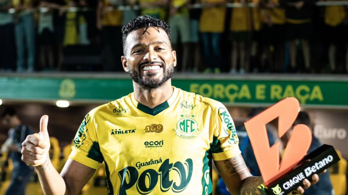 Reinaldo é o destaque do Mirassol