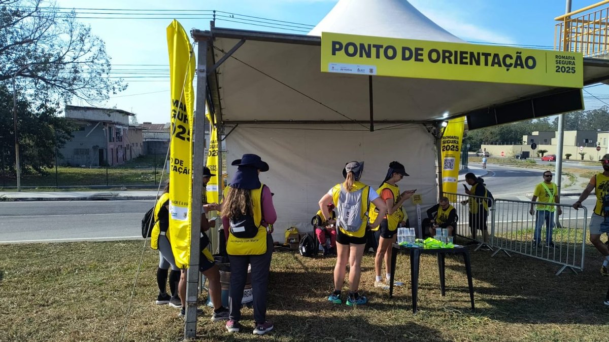 Ponto de Apoio ao Romeiro na Via Dutra Ponto de Apoio ao Romeiro na Via Dutra