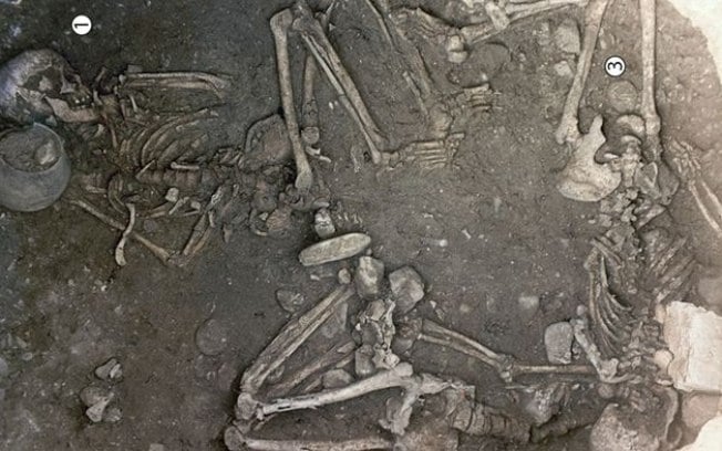 Mulheres eram amarradas e enterradas vivas em ritual do Neolítico