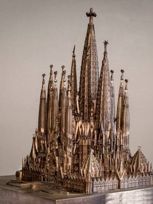 maquete da sagrada familia