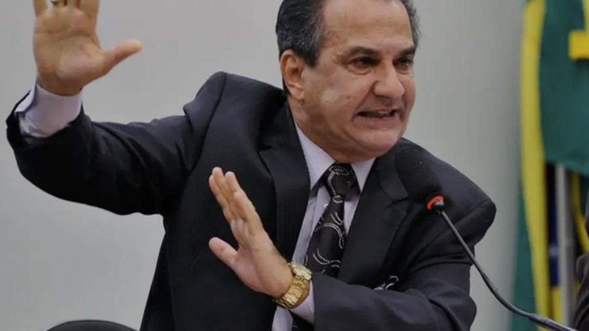 Malafaia, o pastor bolsonarista, está proibido de deixar o país e de se comunicar com os demais investigados nas ações penais relacionadas à tentativa de golpe de Estado