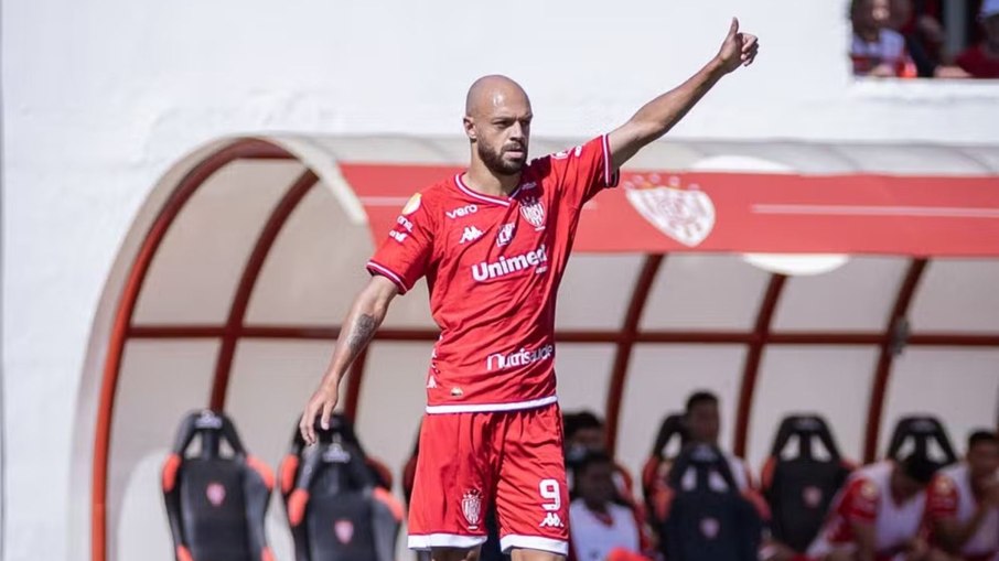 Carlão retorna ao Noroeste após se destacar na Série B do Brasileirão Carlão retorna ao Noroeste após se destacar na Série B do Brasileirão