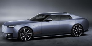 Após críticas, Jaguar revela Type 01 de 1.040 cv
