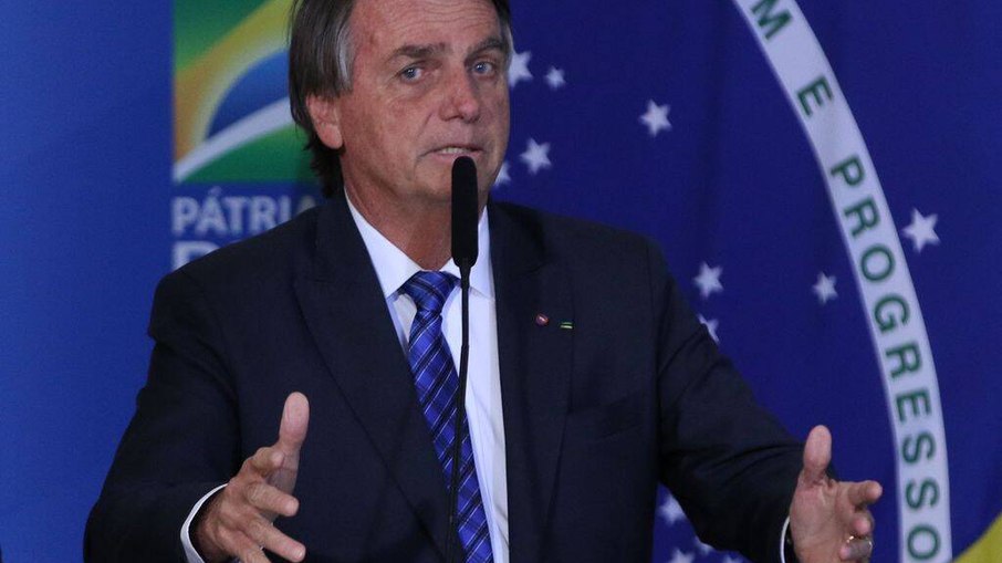 Presidente da República, Jair Bolsonaro fez críticas aos servidores que querem reajuste salarial