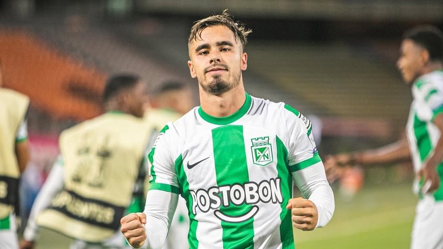 Tomás Ángel, filho de Juan Pablo Ángel, colombiano ídolo do Aston Villa