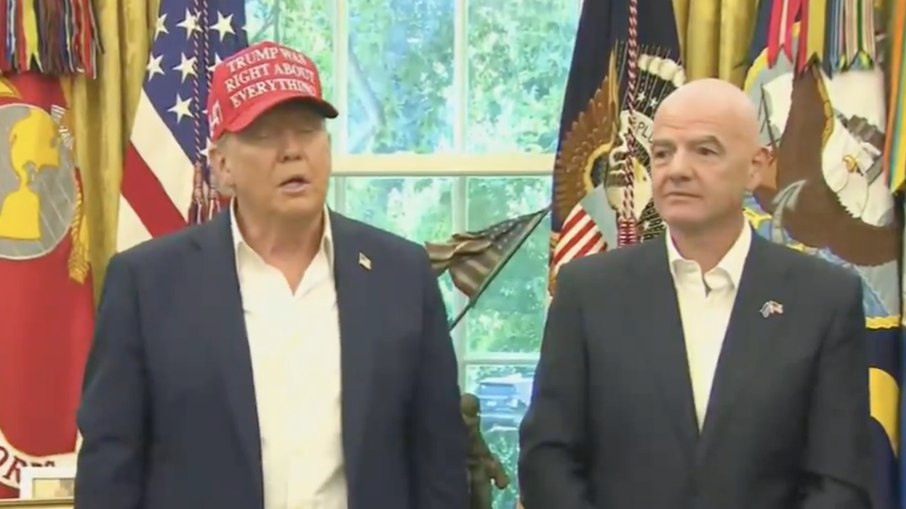 O presidente americano Donald Trump com Gianni Infantino, presidente da Fifa
