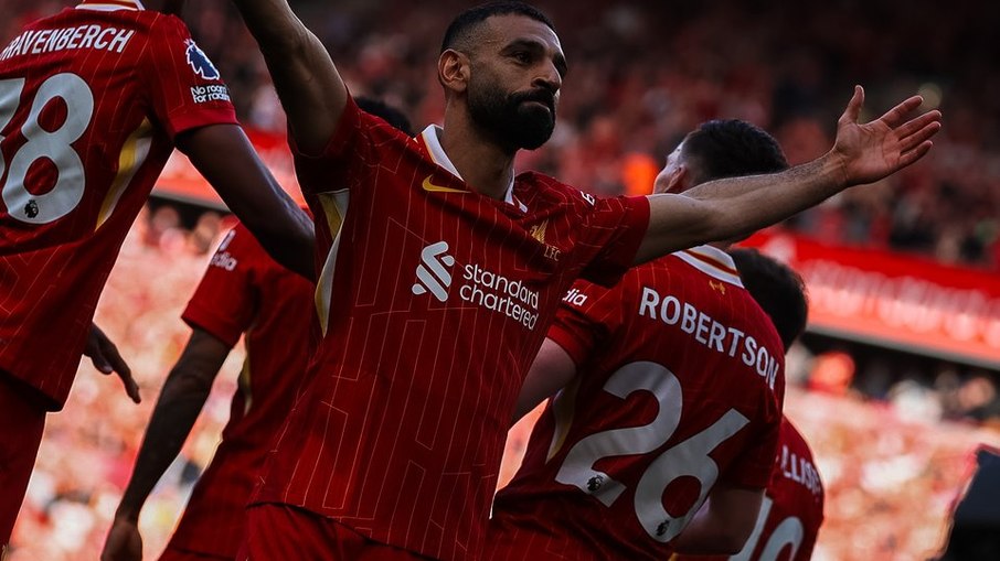 Mohamed Salah em partida que deu o 20º título do Campeonato Inglês para o Liverpool Mohamed Salah em partida que deu o 20º título do Campeonato Inglês para o Liverpool