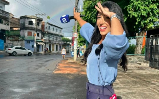 Demitida da Record, repórter faz desabafo nas redes sociais