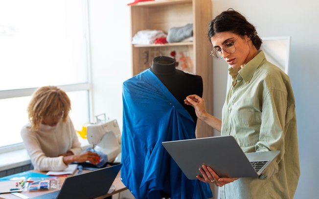 Indústria da moda adapta produção ao avanço do e-commerce