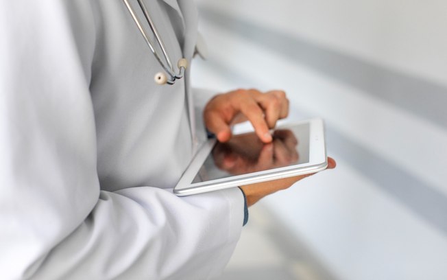 Tecnologia conecta raciocínio médico a evidência científica