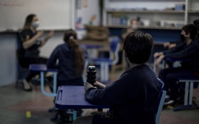 Escola privada no Rio de Janeiro retomou aulas em agosto mas com poucos alunos presentes Escola privada no Rio de Janeiro retomou aulas em agosto mas com poucos alunos presentes