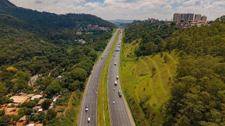 Rodovia dos Bandeirantes completa 48 anos de história