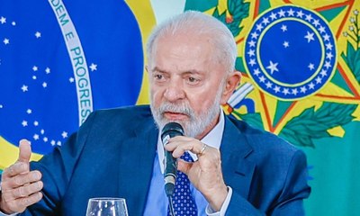 Governo nega que Lula proibiu benefícios a comunidades católicas