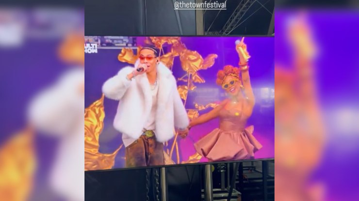 The Town: Karol Conká emociona ao cantar com o filho Jorge