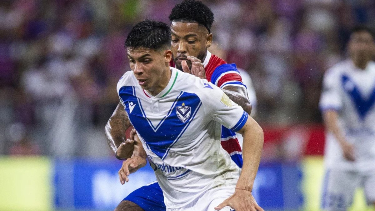 Em confronto pouco inspirado, Fortaleza e Vélez empatam sem gols Em confronto pouco inspirado, Fortaleza e Vélez empatam sem gols