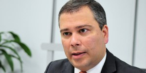 Caso Master: ex-presidente do BRB é transferido para a Papudinhahttps://ultimosegundo.ig.com.br/brasil/2026-05-08/caso-master--ex-presidente-do-brb-e-transferido-para-a-papudinha.html
