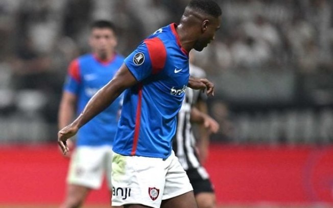 Grêmio retoma os seus esforços para tentar contratar o zagueiro Jhohan Romaña junto ao San Lorenzo, da Argentina Grêmio retoma os seus esforços para tentar contratar o zagueiro Jhohan Romaña junto ao San Lorenzo, da Argentina