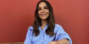 Ivete Sangalo posa de biquíni e fãs apontam indireta para ex