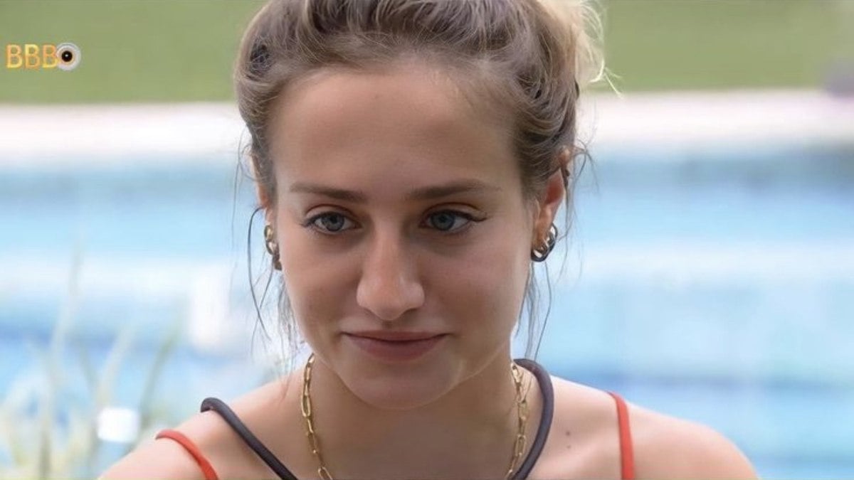 Bruna Griphao encontrou pelo íntimo em escova de dentes no 'BBB 23'