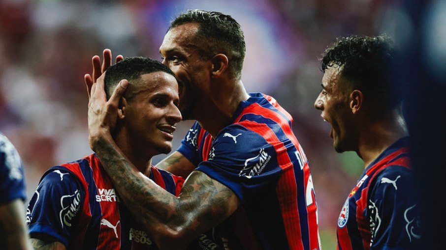 Jornalistas pedem astro do Bahia na Seleção: 'Melhor do Brasil'