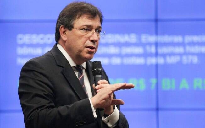 Segundo Levy, a proposta de privatização da Eletrobras, comandada por Wilson Ferreira Jr., continua em discussão