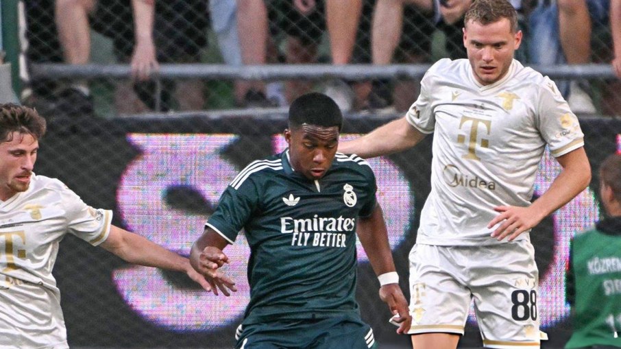 Endrick durante o amistoso entre Real Madrid e Ferencváros