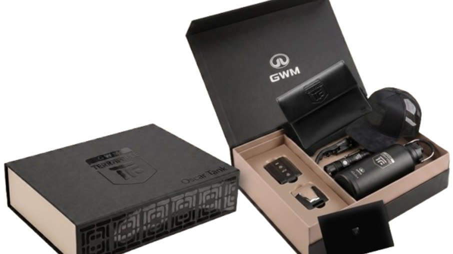 Compradores do Tank 300 TerraForce recebem kit exclusivo com itens colecionáveis e atendimento dedicado. Compradores do Tank 300 TerraForce recebem kit exclusivo com itens colecionáveis e atendimento dedicado.