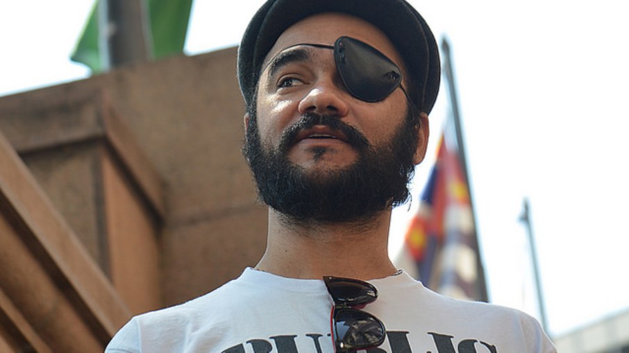 O fotógrafo Sérgio Silva perdeu um dos olhos após ser atingido por um tiro durante uma manifestação em 2013