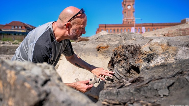 Arqueólogos desvendam passado medieval de Berlim