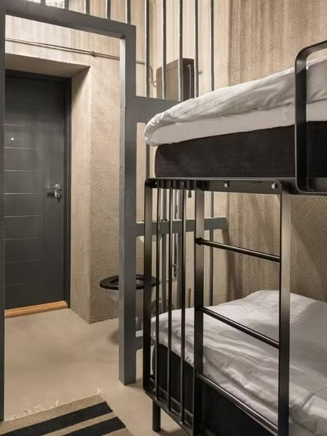 Quarto no hotel Kakola%2C na Finlândia