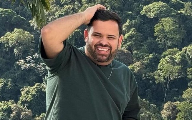 Ex-BBB vira Uber e viraliza na web: 