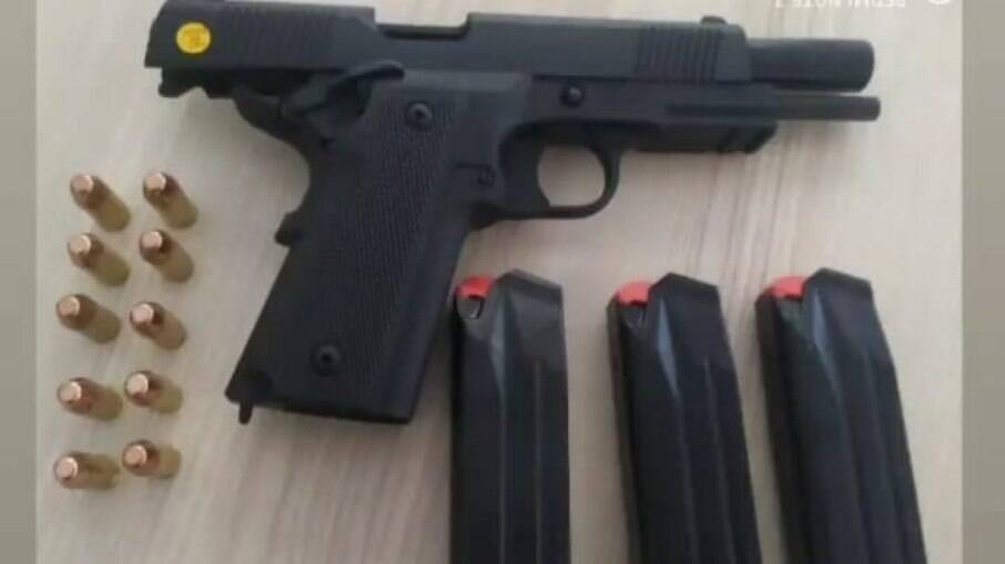 Arma encontrada em pensão de Rio Preto Arma encontrada em pensão de Rio Preto