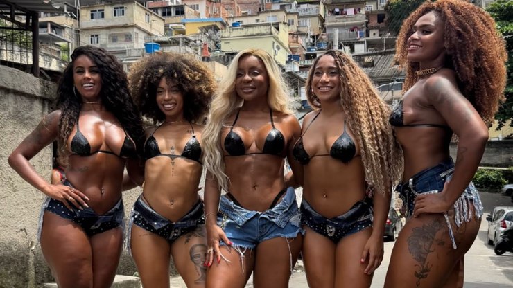 Cariúcha leva o 'Superpop' ao Morro do Tuiuti: “Eu sou do povo”