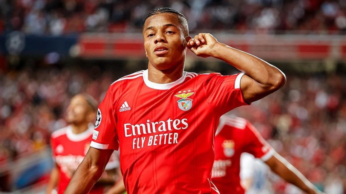 David Neres se destacou pelo Benfica