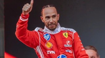 Hamilton%20enfim%20toma%20Ferrari%20para%20si%20em%20vit%C3%B3ria%20hist%C3%B3rica